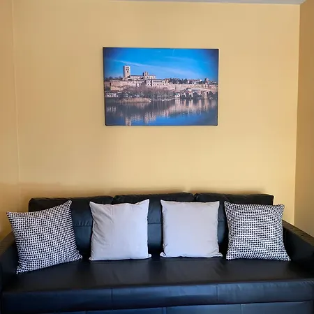 Junto A La Catedral, Con Parking Privado Gratis * Zamora