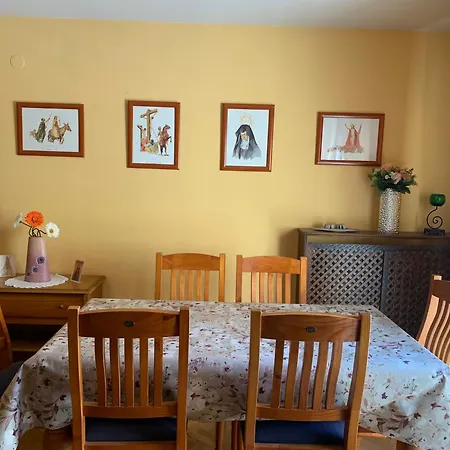 Junto A La Catedral, Con Parking Privado Gratis