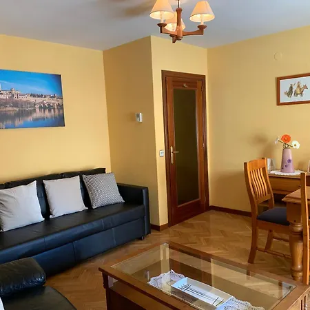 Junto A La Catedral, Con Parking Privado Gratis Zamora