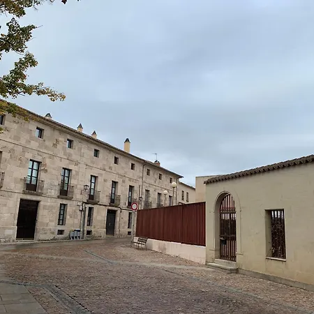 Junto A La Catedral, Con Parking Privado Gratis