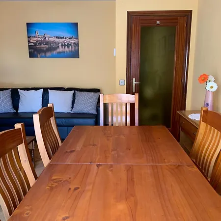 Apartamento Junto A La Catedral, Con Parking Privado Gratis *
