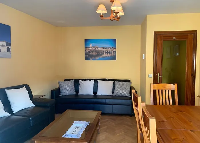 Junto A La Catedral, Con Parking Privado Gratis Zamora