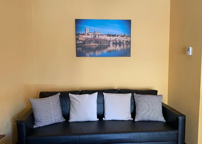 Junto A La Catedral, Con Parking Privado Gratis * Zamora