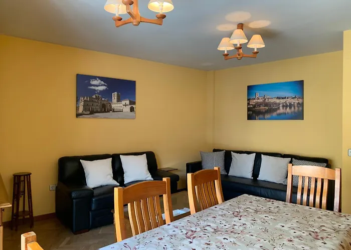 Junto A La Catedral, Con Parking Privado Gratis