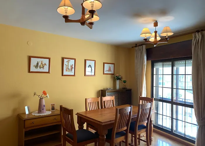 Junto A La Catedral, Con Parking Privado Gratis *