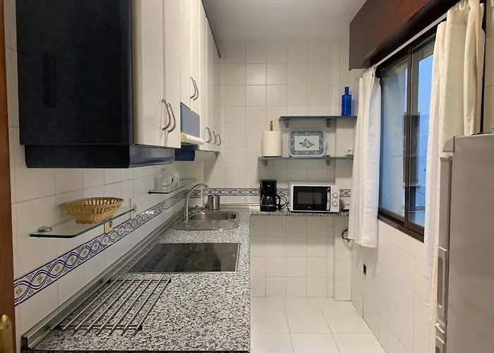 Junto A La Catedral, Con Parking Privado Gratis * ثامورا